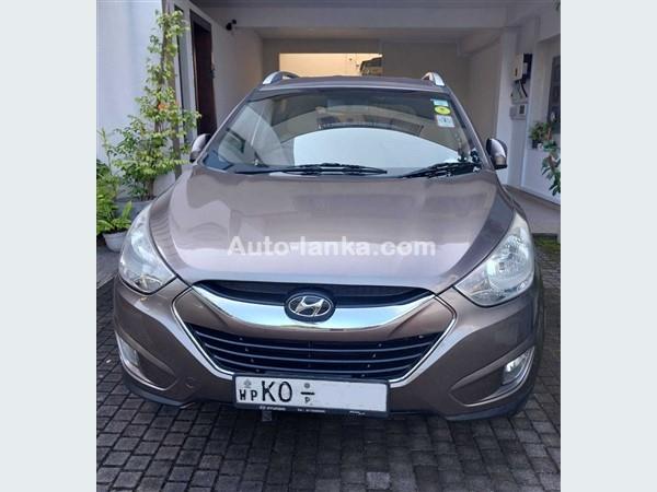 Hyundai TUCSON 2015 Jeeps For Sale in SriLanka 
