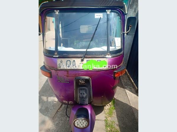 Bajaj 2 Stroke Three Wheel 2005 Three Wheelers For Sale in SriLanka 
