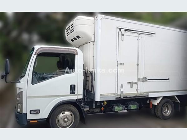 Isuzu ISUZU FREEZER TRUCK 14.5 2014 Trucks For Sale in SriLanka 