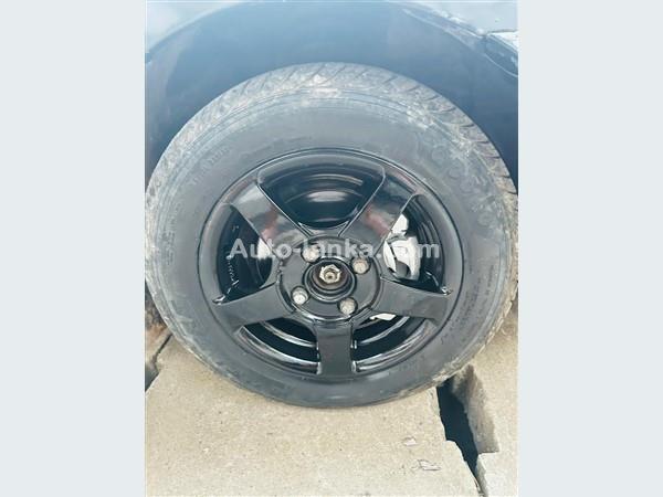 Kia Rio 2003 Cars For Sale in SriLanka 