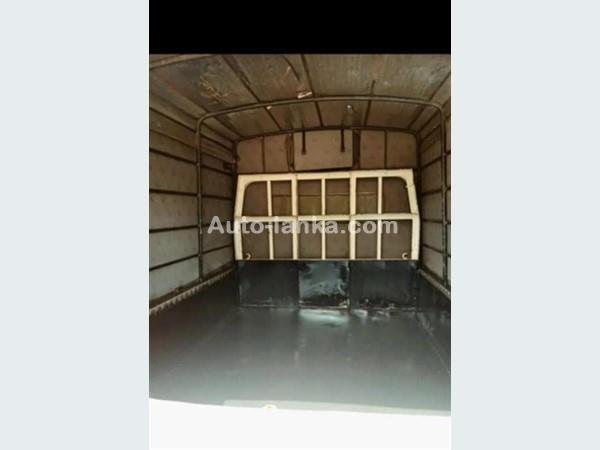 Mitsubishi Canter Crew Cab 2001 Trucks For Sale in SriLanka 