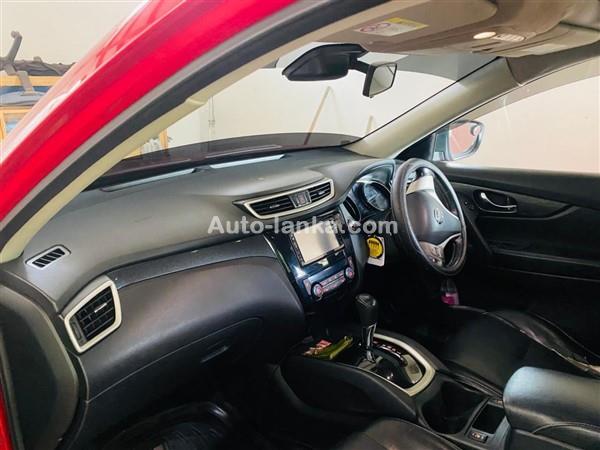 Nissan X - Trail Hybrid 2015 Jeeps For Sale in SriLanka 