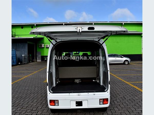Mazda 𝗠𝗮𝘇𝗱𝗮 𝗦𝗰𝗿𝘂𝗺  [𝗣𝗮𝗿𝗮𝗹𝗹𝗲𝗹 𝗺𝗼𝗱𝗲𝗹 𝗼𝗳 𝗦𝘂𝘇𝘂𝗸𝗶 𝗘𝘃𝗲𝗿𝘆 𝗣𝗔] 2025 Cars For Sale in SriLanka 