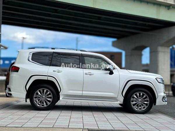 Toyota Land Crusier Lc300(ZX) 2025 Jeeps For Sale in SriLanka 