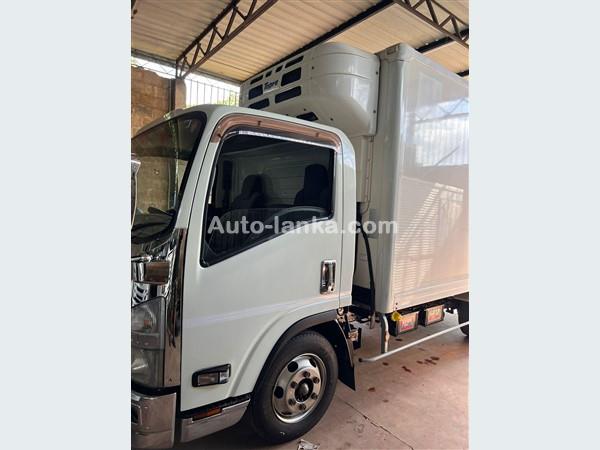 Isuzu Freezer 2014 Trucks For Sale in SriLanka 