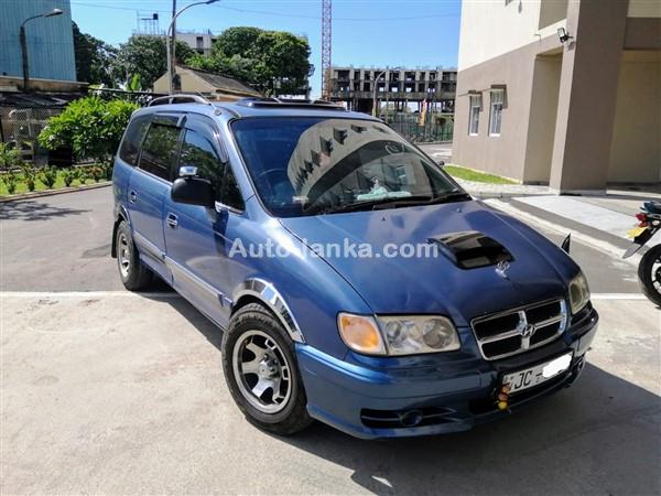 Hyundai Trajet 2004 Jeeps For Sale in SriLanka 
