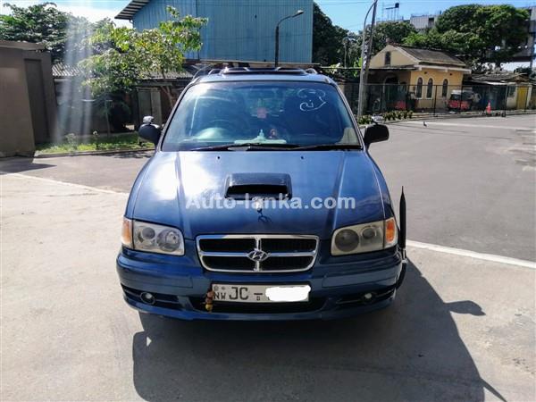 Hyundai Trajet 2004 Jeeps For Sale in SriLanka 