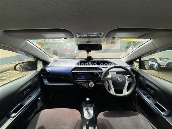 Toyota Aqua S Grade 2015 Cars For Sale in SriLanka 