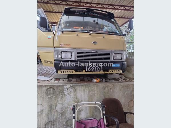 Nissan Caravan 1994 Vans For Sale in SriLanka 