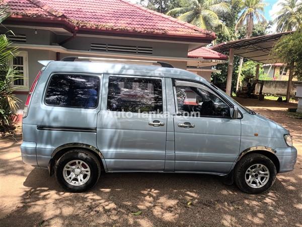 Toyota Noah KR42 2000 Vans For Sale in SriLanka 