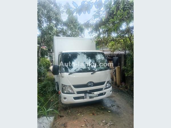 Toyota Dutro 2016 Trucks For Sale in SriLanka 