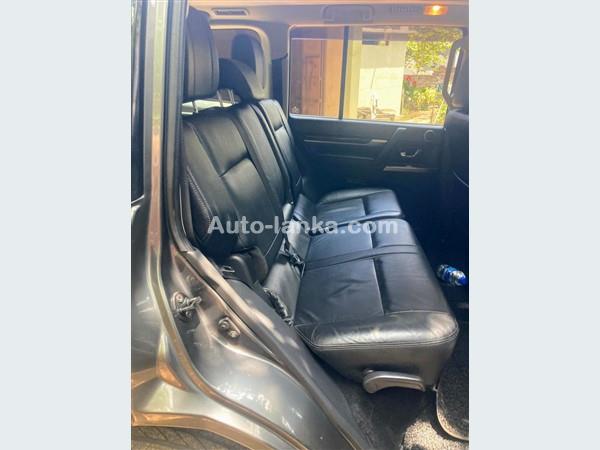 Mitsubishi Montero GLS ( DID ) 2015 Jeeps For Sale in SriLanka 