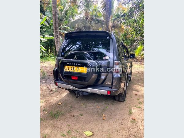 Mitsubishi Montero GLS ( DID ) 2015 Jeeps For Sale in SriLanka 