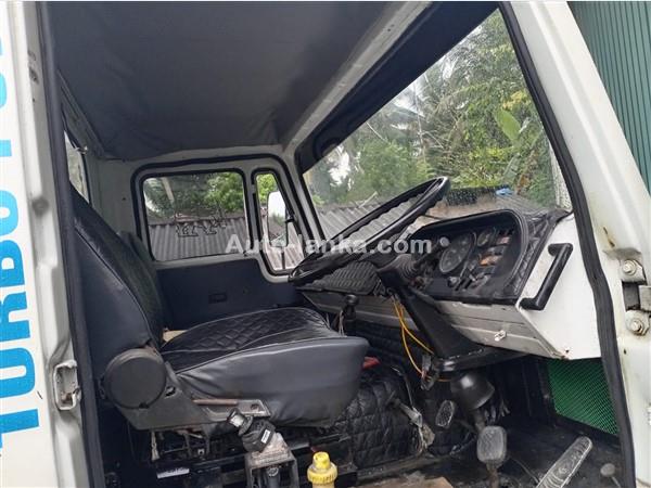 Tata LPT 1615 2004 Trucks For Sale in SriLanka 
