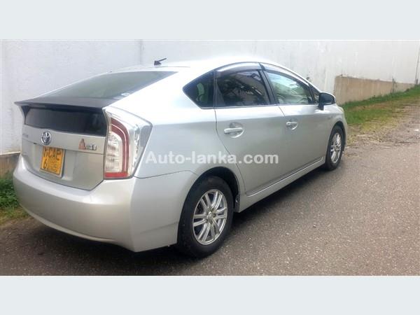 Toyota Prius 2014 Cars For Sale in SriLanka 