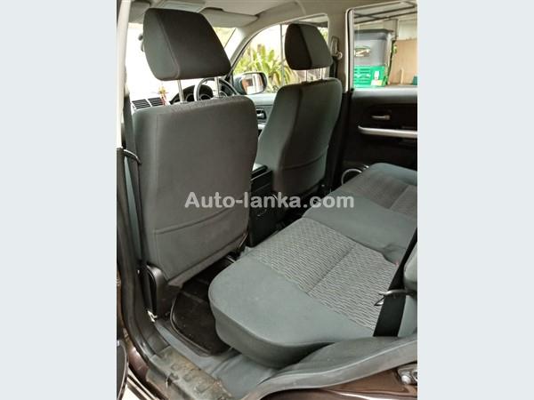 Suzuki Grand Vitara 2013 Jeeps For Sale in SriLanka 