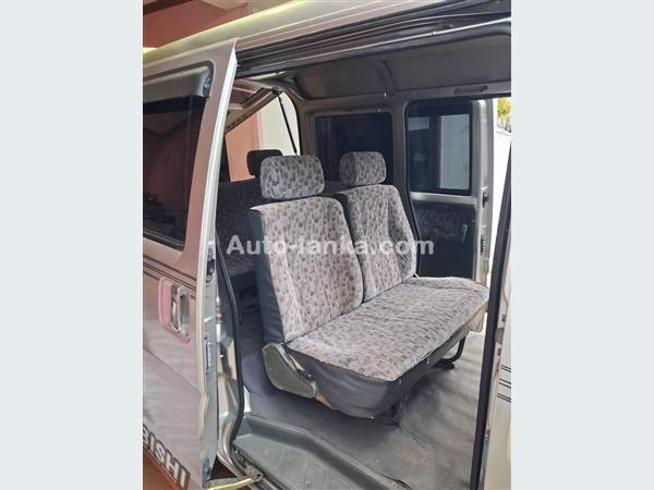 Mitsubishi Mini cab Van 1999 Vans For Sale in SriLanka 