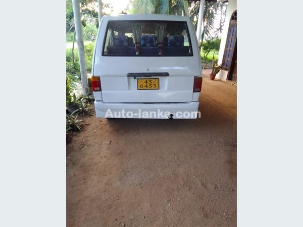 Mitsubishi Delica L300 1986 Vans For Sale in SriLanka 