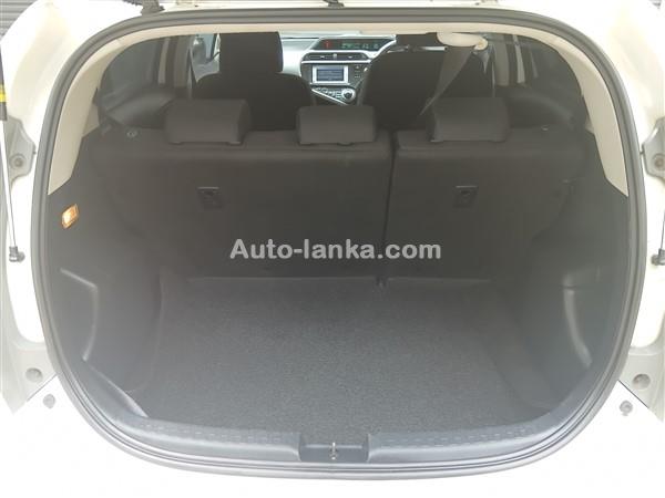 Toyota AQUA - G GRADE 2013 Cars For Sale in SriLanka 