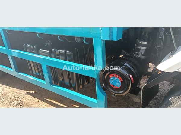 Ashok Leyland 2518 2017 Trucks For Sale in SriLanka 
