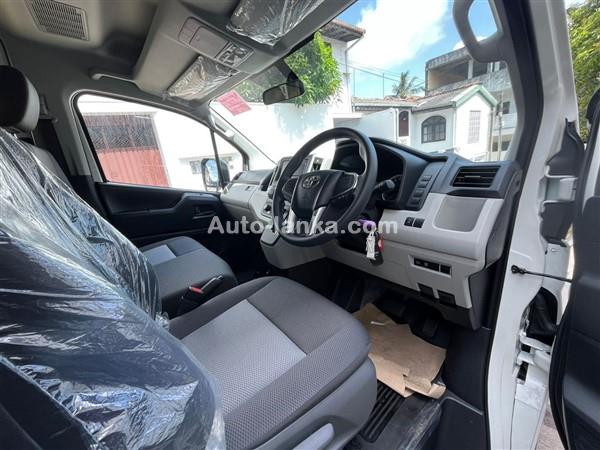 Toyota commuter 2025 Vans For Sale in SriLanka 