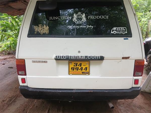 Mitsubishi DELICAL031PV 1980 Vans For Sale in SriLanka 