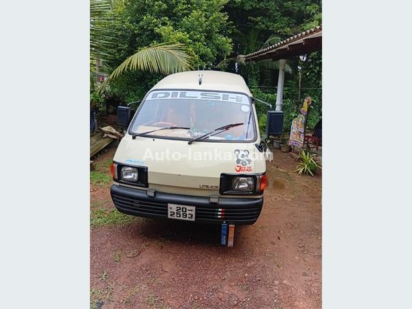 Toyota toyota liteace 1984 Vans For Sale in SriLanka 