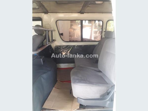 Toyota Town Ace CR27 Lotto 1995 Vans For Sale in SriLanka 
