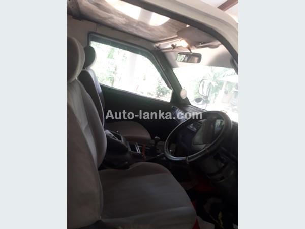 Toyota Town Ace CR27 Lotto 1995 Vans For Sale in SriLanka 