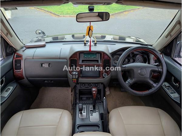 Mitsubishi Montero 2005 Jeeps For Sale in SriLanka 