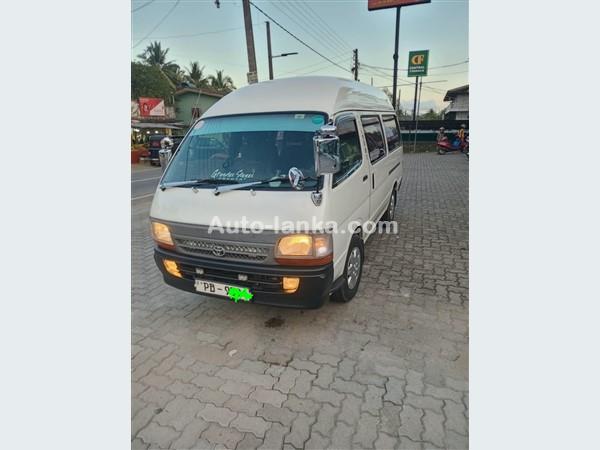 Toyota Dolpin LH 172 high roof 2002 Vans For Sale in SriLanka 