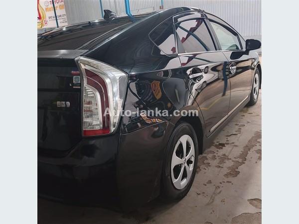 Toyota Prius 2011 Cars For Sale in SriLanka 