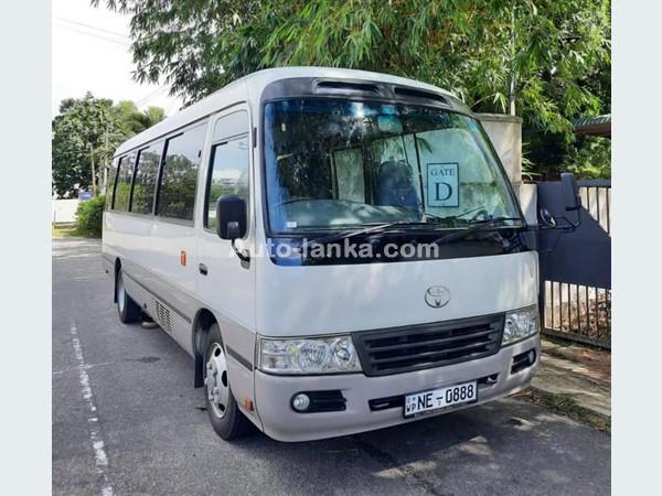 28 Seater A/C Bus For Hire