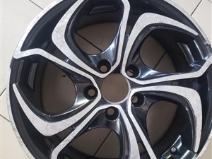 toyota-alloy-wheels-2015-spare-parts-for-sale-in-colombo