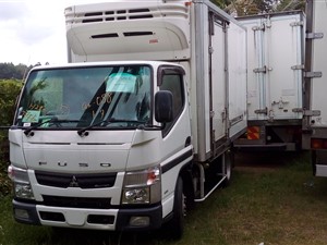 mitsubishi-2016-freezer-truck-10.5-feet-2016-trucks-for-sale-in-gampaha