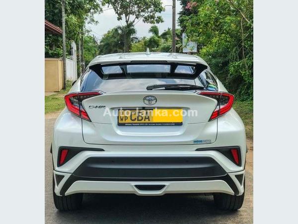 Toyota CHR 2018 Jeep For Sale in Kalutara