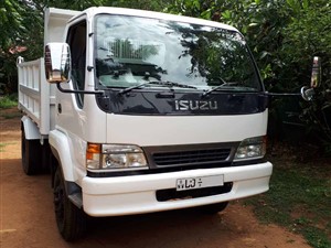 isuzu-juston-forward-2007-trucks-for-sale-in-puttalam