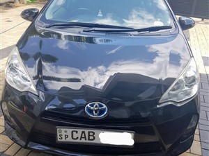 toyota-aqua-s-grade-2013-cars-for-sale-in-gampaha
