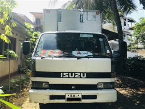 isuzu-elf-350-1992-trucks-for-sale-in-galle
