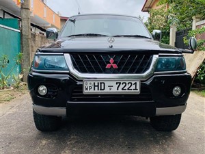 mitsubishi-montero-sport-2004-jeeps-for-sale-in-colombo