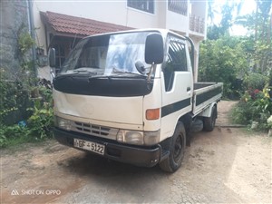toyota-dyna-2001-trucks-for-sale-in-galle