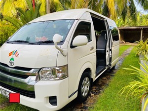 toyota-kdh-2016-vans-for-sale-in-galle
