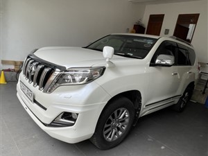 toyota-land-cruiser-prado-2017-jeeps-for-sale-in-colombo