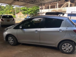 toyota-vitz-2016-cars-for-sale-in-colombo