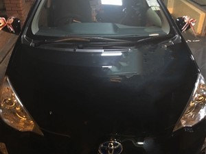 toyota-aqua-2014-cars-for-sale-in-colombo