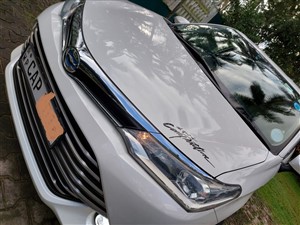 toyota-axio-hybrid-2015-cars-for-sale-in-gampaha