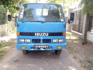 isuzu-elf-250-1985-trucks-for-sale-in-puttalam