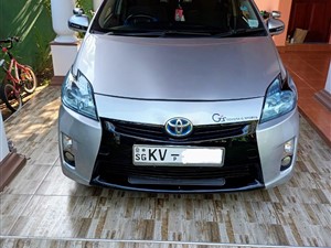 toyota-prius-s-grade-2011-cars-for-sale-in-gampaha