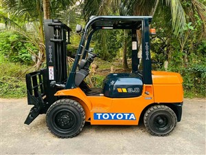 toyota-forklift-2008-machineries-for-sale-in-puttalam