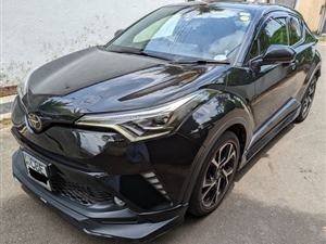 toyota-chr-2017-jeeps-for-sale-in-colombo